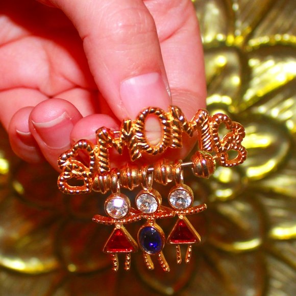 Source Unknown Jewelry - Mom Rhinestone Charm Brooch Pin